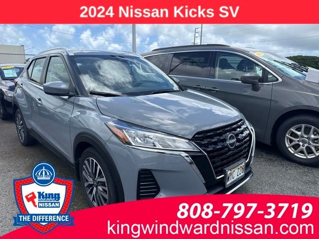 2024 Nissan Kicks SV in Boulder Gray Pearl — front three-quarter view