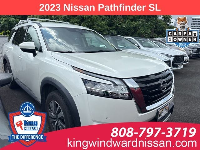 2023 Nissan Pathfinder SL in Pearl White Tricoat — front three-quarter view